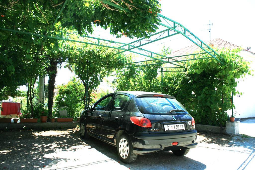 Sunshine Apartment Sovlje Tribalj 外观 照片